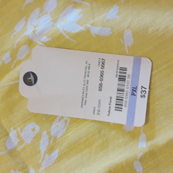 Top - Picture 2 of 2